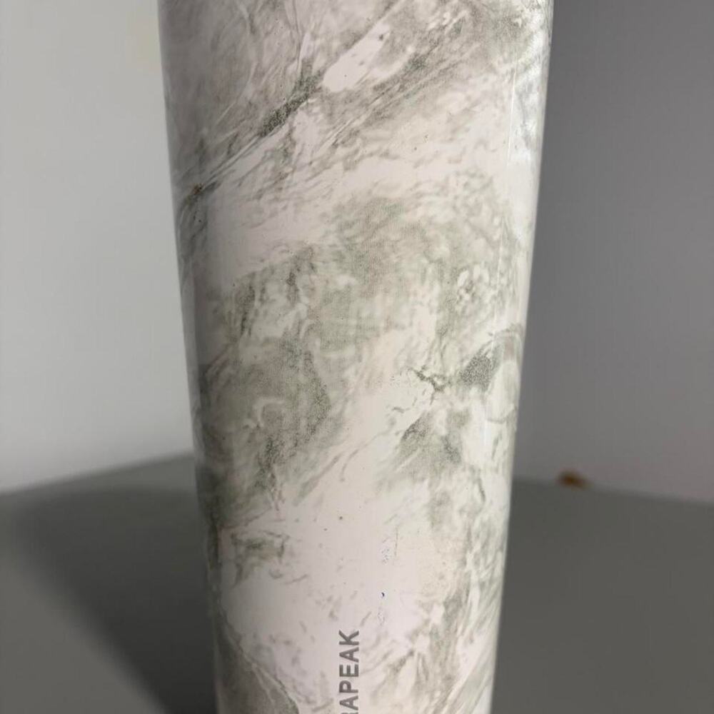 Hydrapeak white gray marble insulated thermos